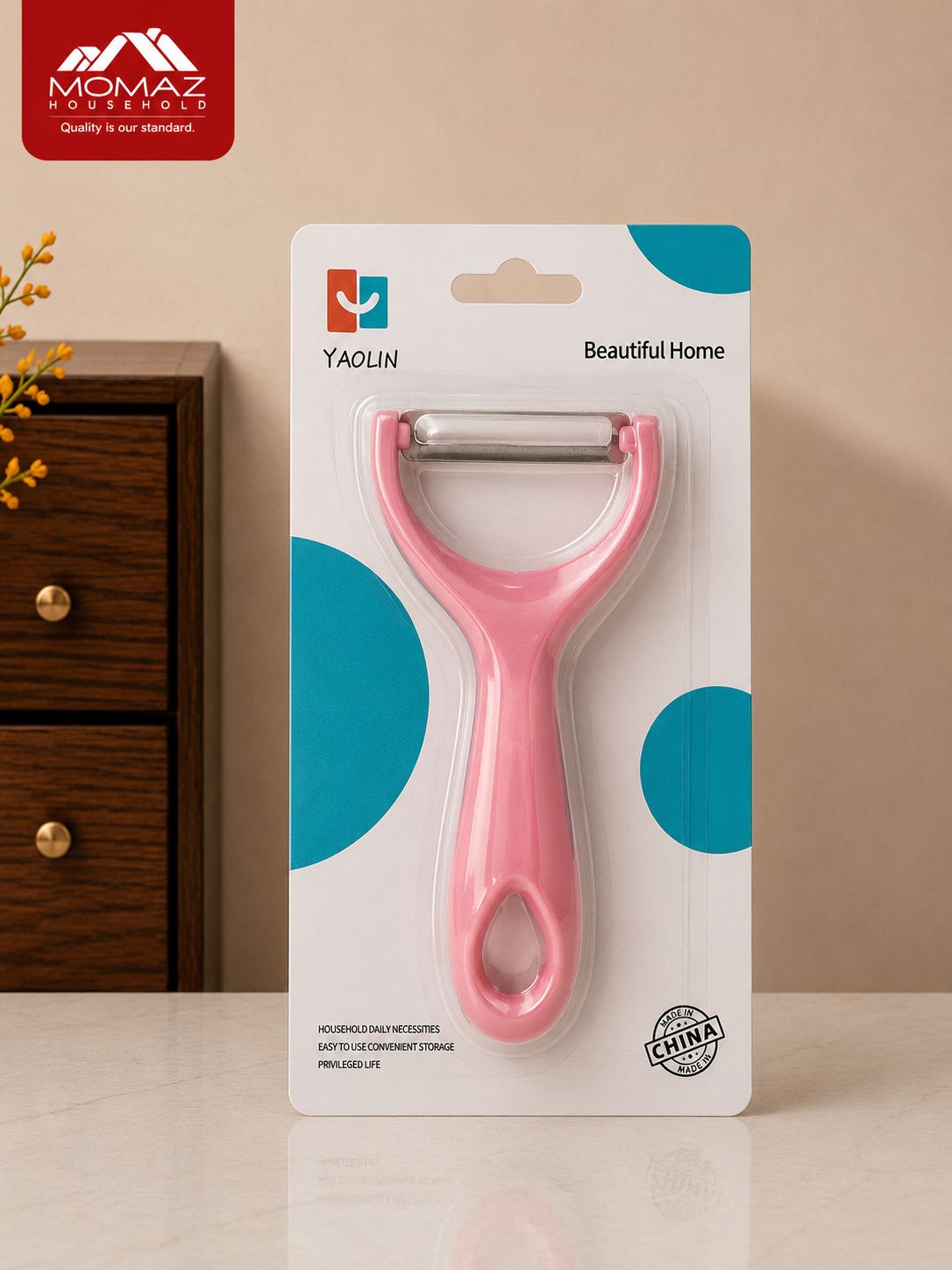 Momaz Vegetable Peeler – Pink Handle
